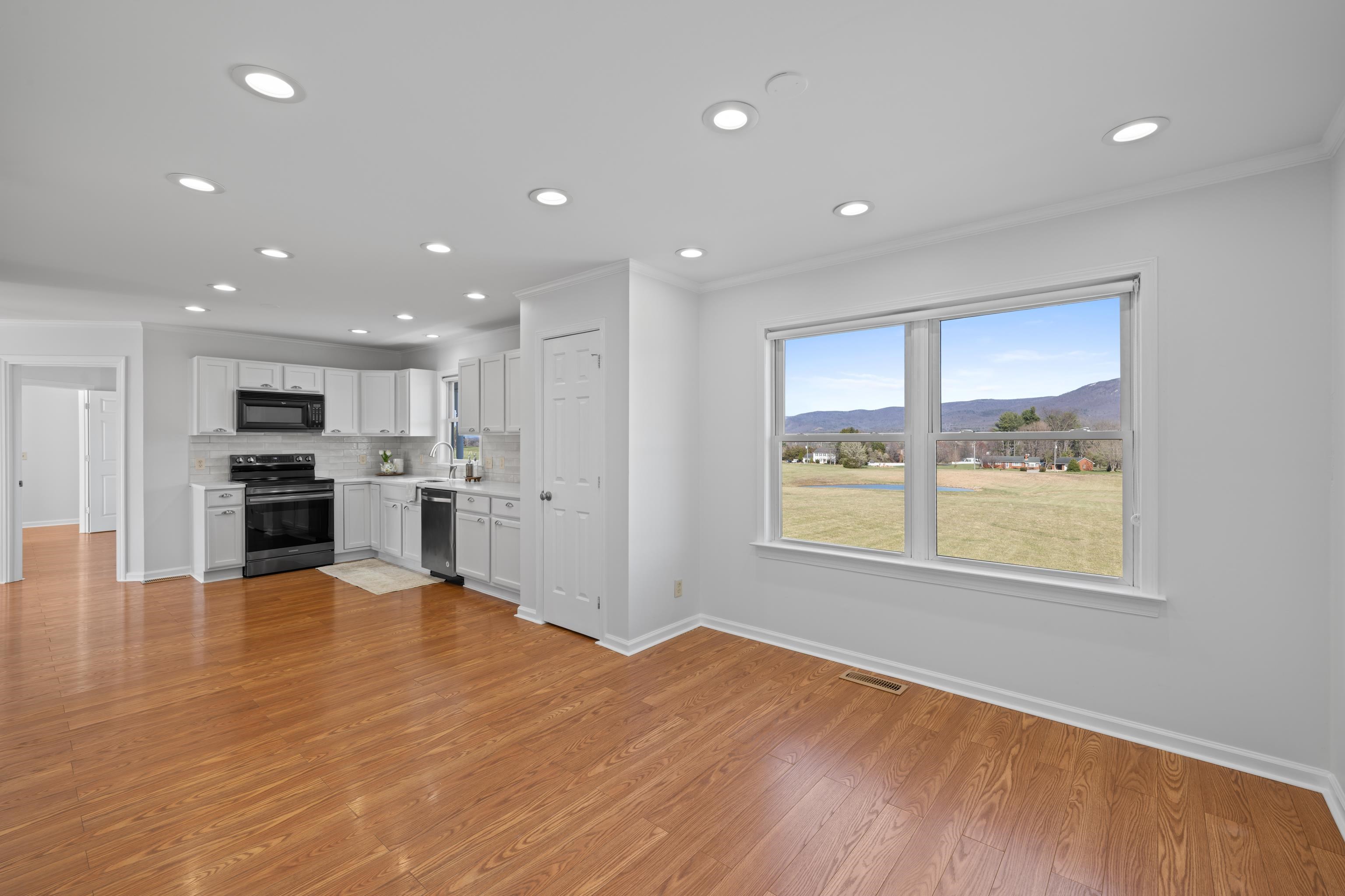 810 Rockfish Road Waynesboro, VA 22980 - Photo 29 of 71 Gallery Image 29