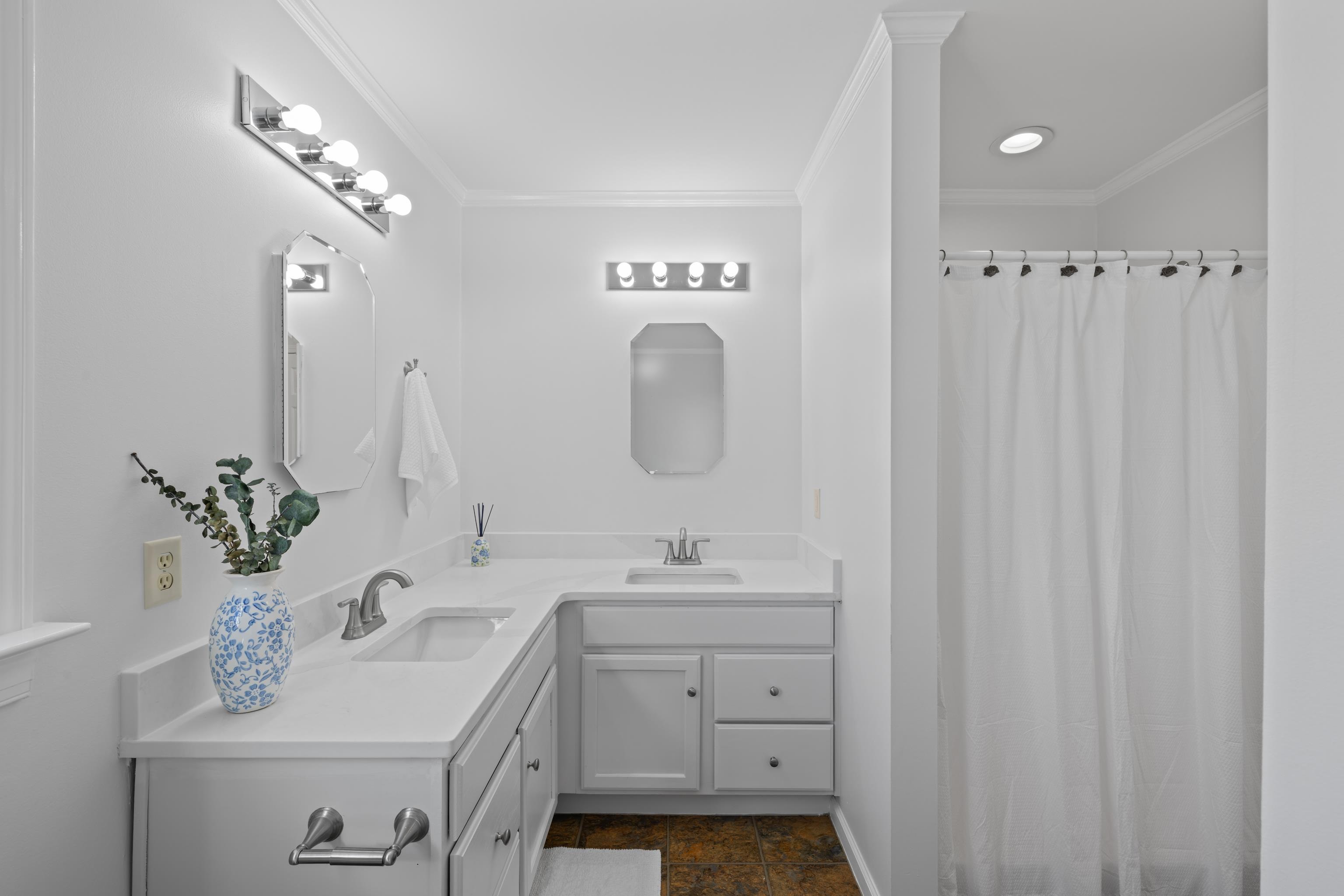 810 Rockfish Road Waynesboro, VA 22980 - Photo 35 of 71 Gallery Image 35