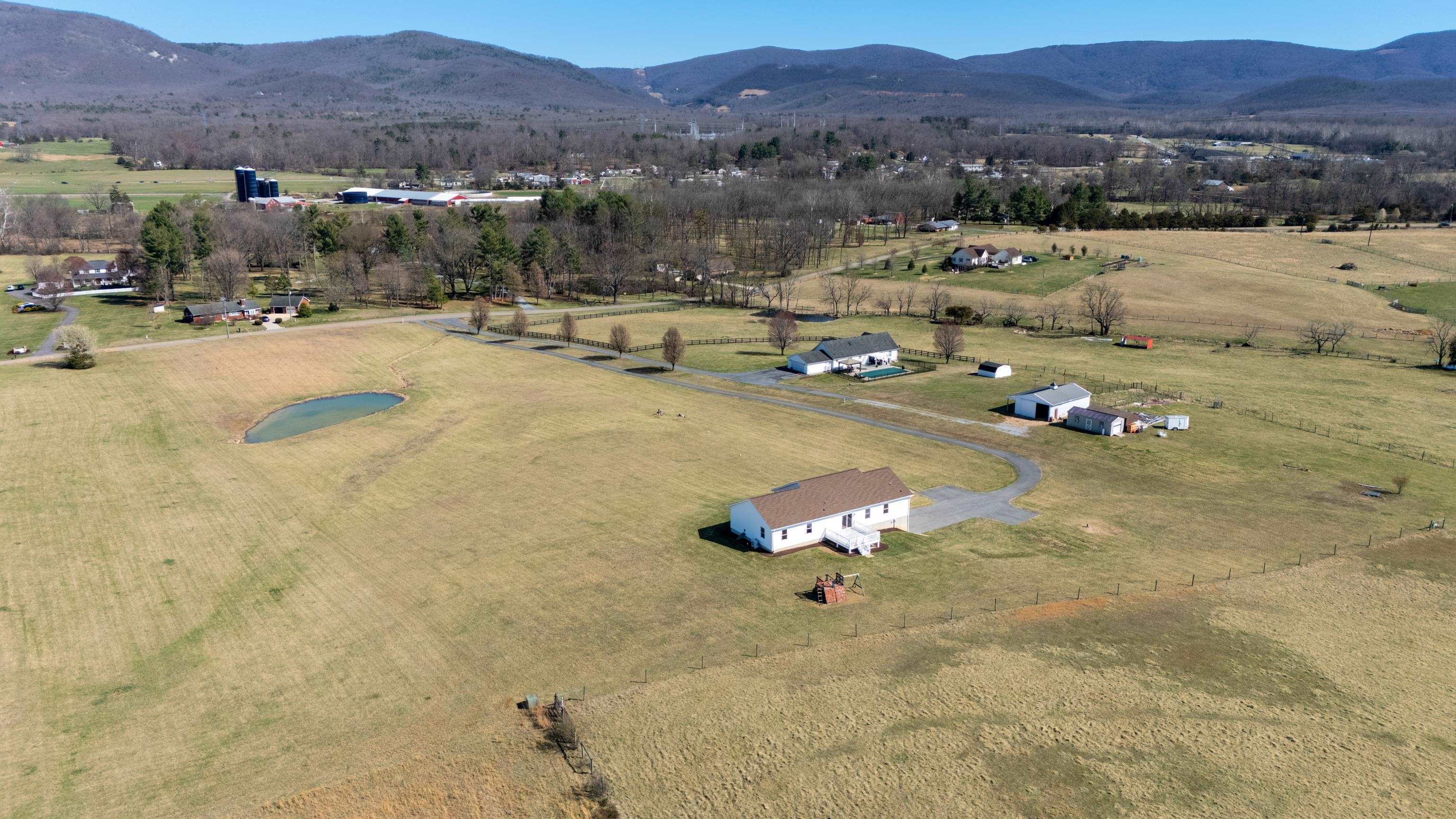 810 Rockfish Road Waynesboro, VA 22980 - Photo 63 of 71 Gallery Image 63