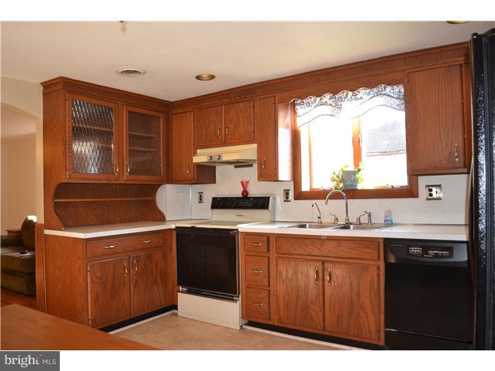 169 Kaolin Road Coatesville, PA 19320 - Photo 12 of 23 Kitchen