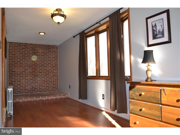 169 Kaolin Road Coatesville, PA 19320 - Photo 5 of 23 Enclosed Porch