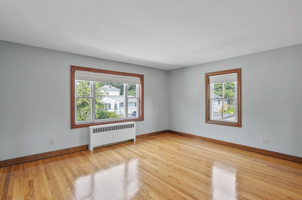 25 Locust Avenue Worcester, MA 01604 - Photo 11 of 40 Gallery Image 11