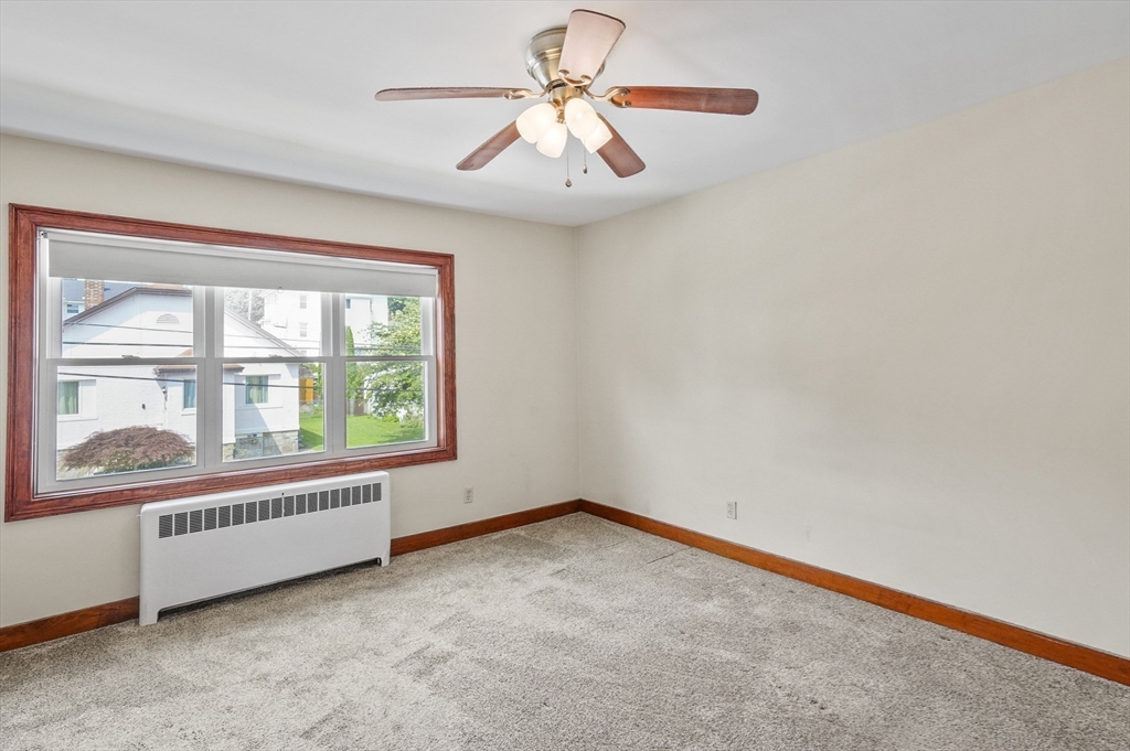 25 Locust Avenue Worcester, MA 01604 - Photo 6 of 40 Gallery Image 6