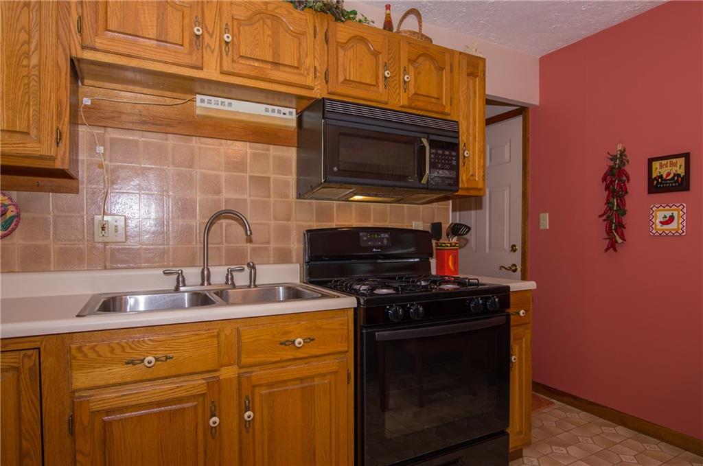 1502 Roberts Road Franklin, IN 46131 - Photo 15 of 20 Gallery Image 15