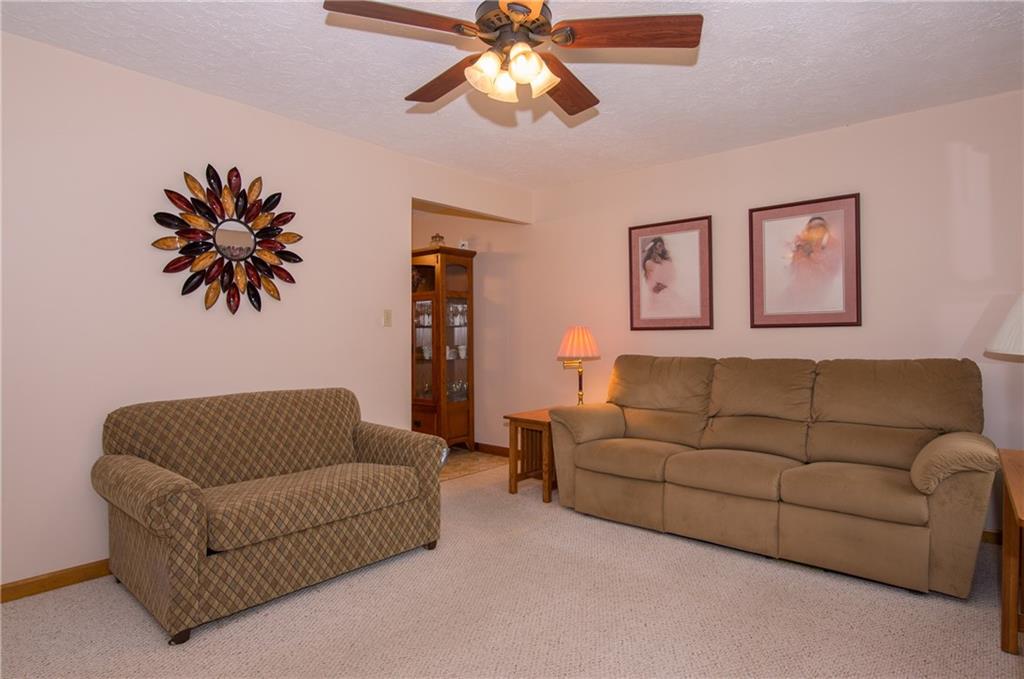 1502 Roberts Road Franklin, IN 46131 - Photo 6 of 20 Gallery Image 6