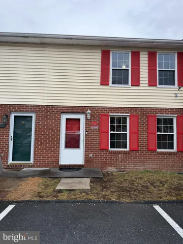 $1,400 | 204 Brunswick Road, Stephens City, VA 22655