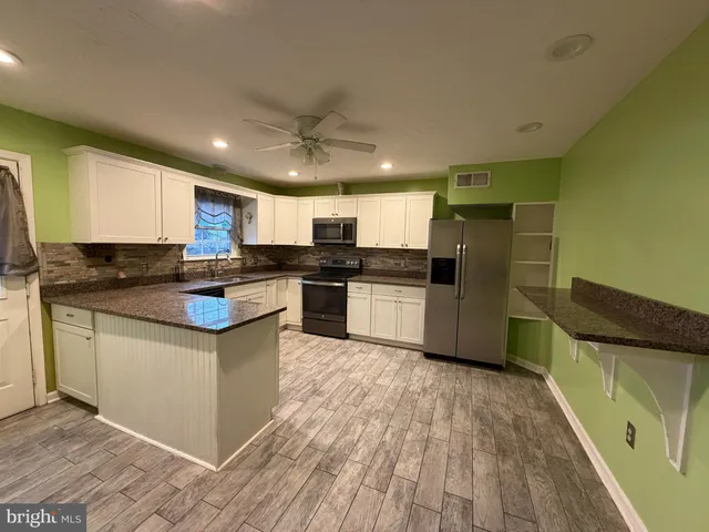 $1,400 | 204 Brunswick Road, Stephens City, VA 22655