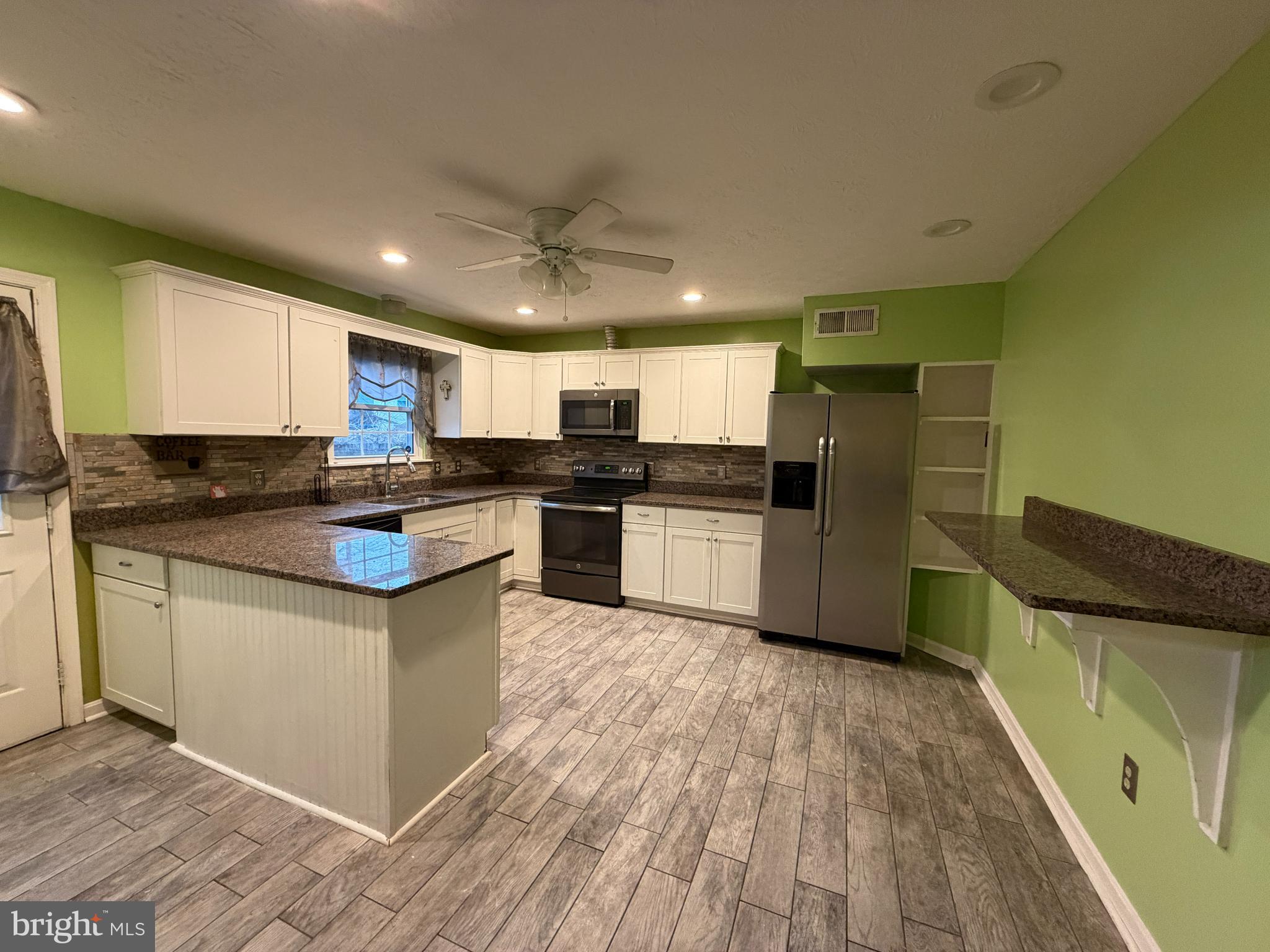 204 Brunswick Road Stephens City, VA 22655 - Photo 8 of 17