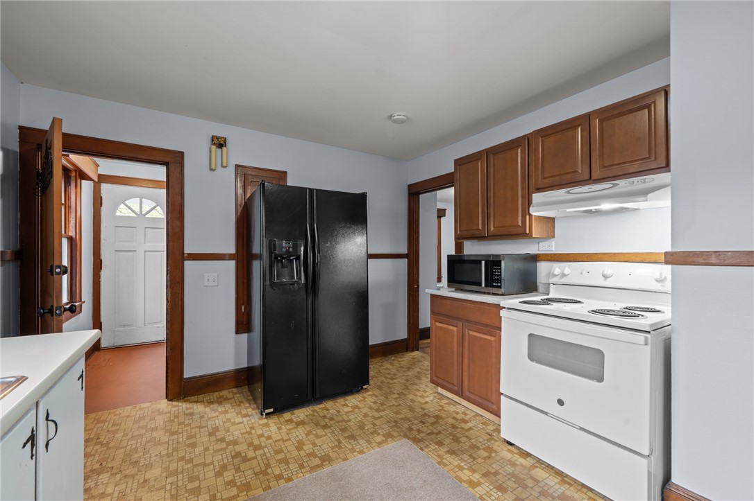 8 Perkins Avenue Westerly, RI 02891 - Photo 32 of 47