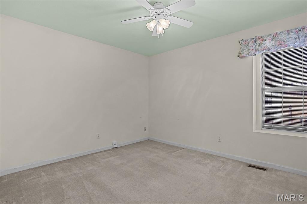 540 Woodlyn Crossing Ballwin, MO 63021 - Photo 20 of 30