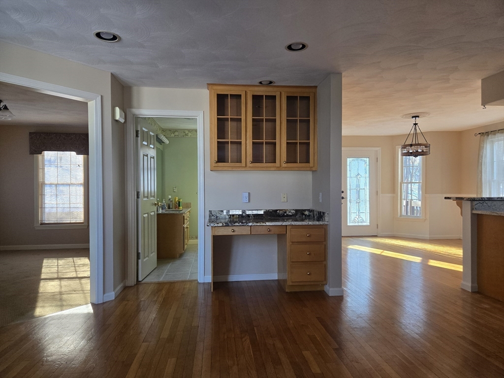 7 Tree Top Way Methuen, MA 01844 - Photo 12 of 35