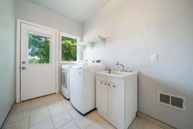 $289,000 | 105 North Park Place, Plymouth, WI 53073