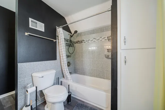 $289,000 | 105 North Park Place, Plymouth, WI 53073