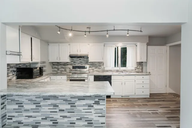 $289,000 | 105 North Park Place, Plymouth, WI 53073