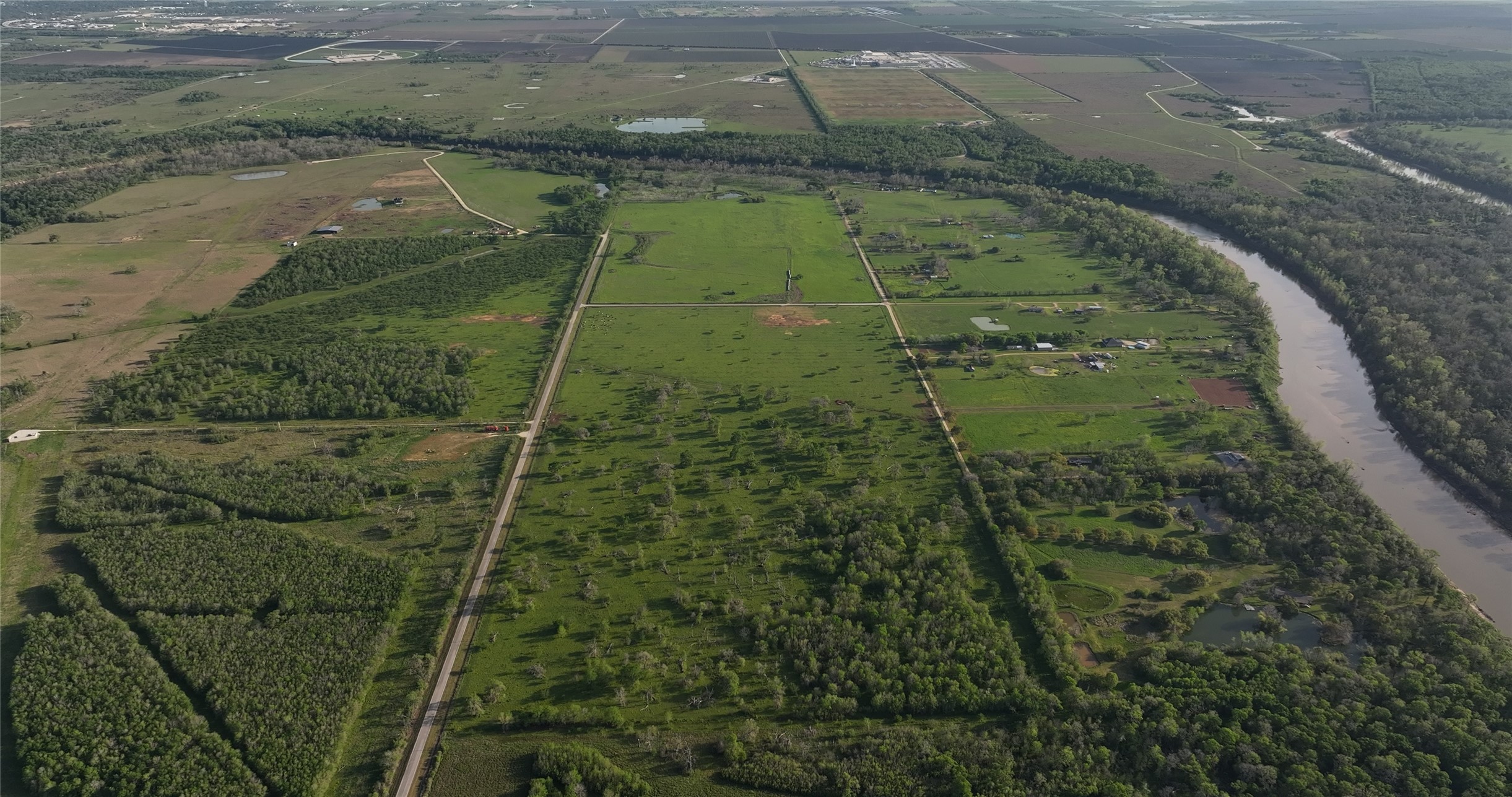 2403 Stratman Road Rosenberg, TX 77471 - Photo 3 of 25