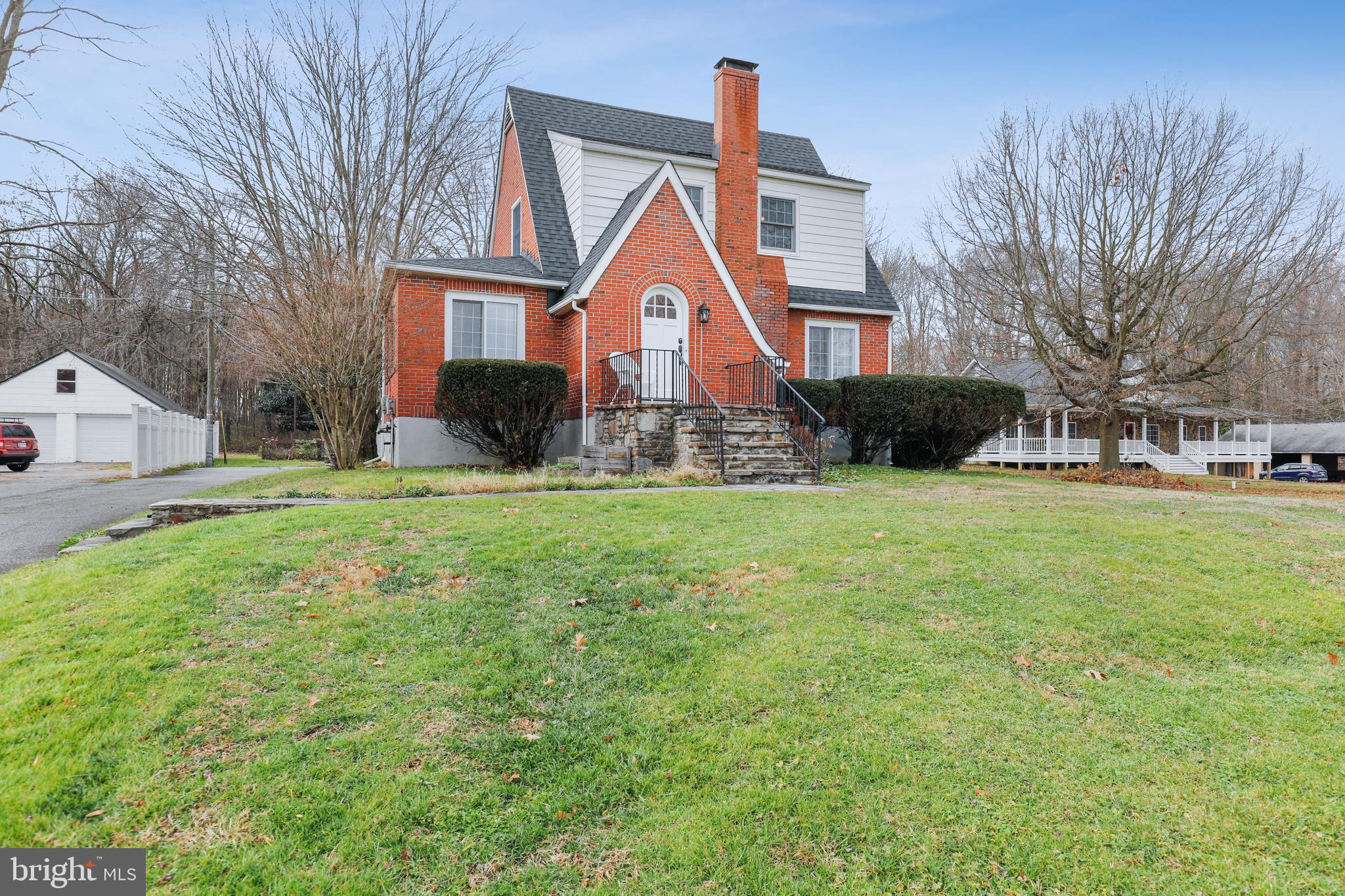 2018 Rocky Point Road Baltimore, MD 21221 - Photo 2 of 39