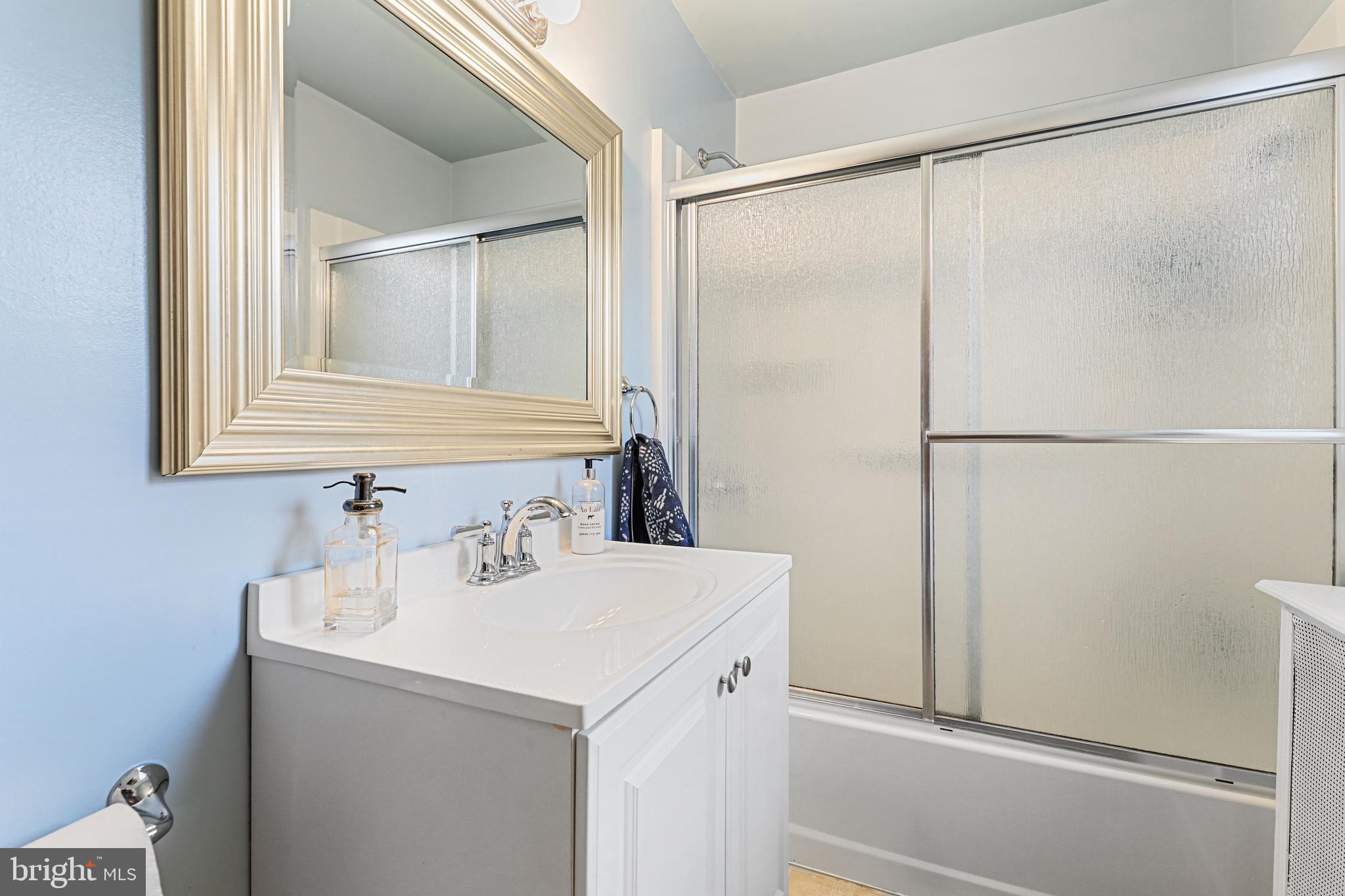 2018 Rocky Point Road Baltimore, MD 21221 - Photo 28 of 39