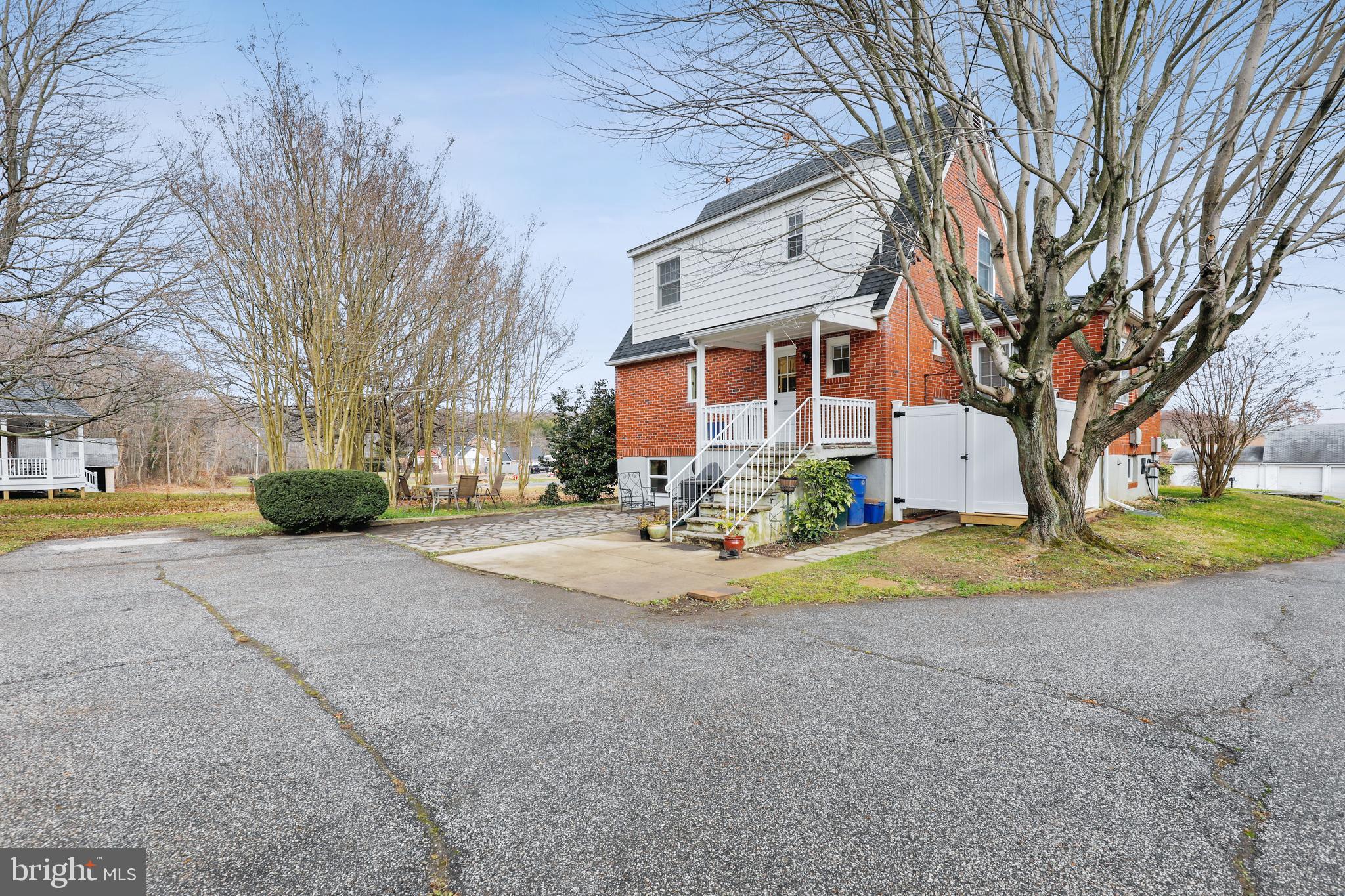2018 Rocky Point Road Baltimore, MD 21221 - Photo 34 of 39