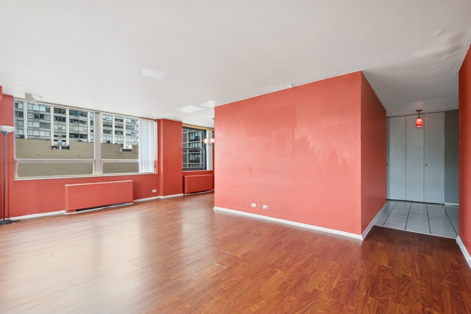 5701 North Sheridan Road, Unit 3B Chicago, IL 60660 - Photo 3 of 15