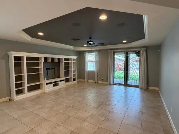 $2,099 | 2428 West Beverly Rd., Phoenix, AZ 85041