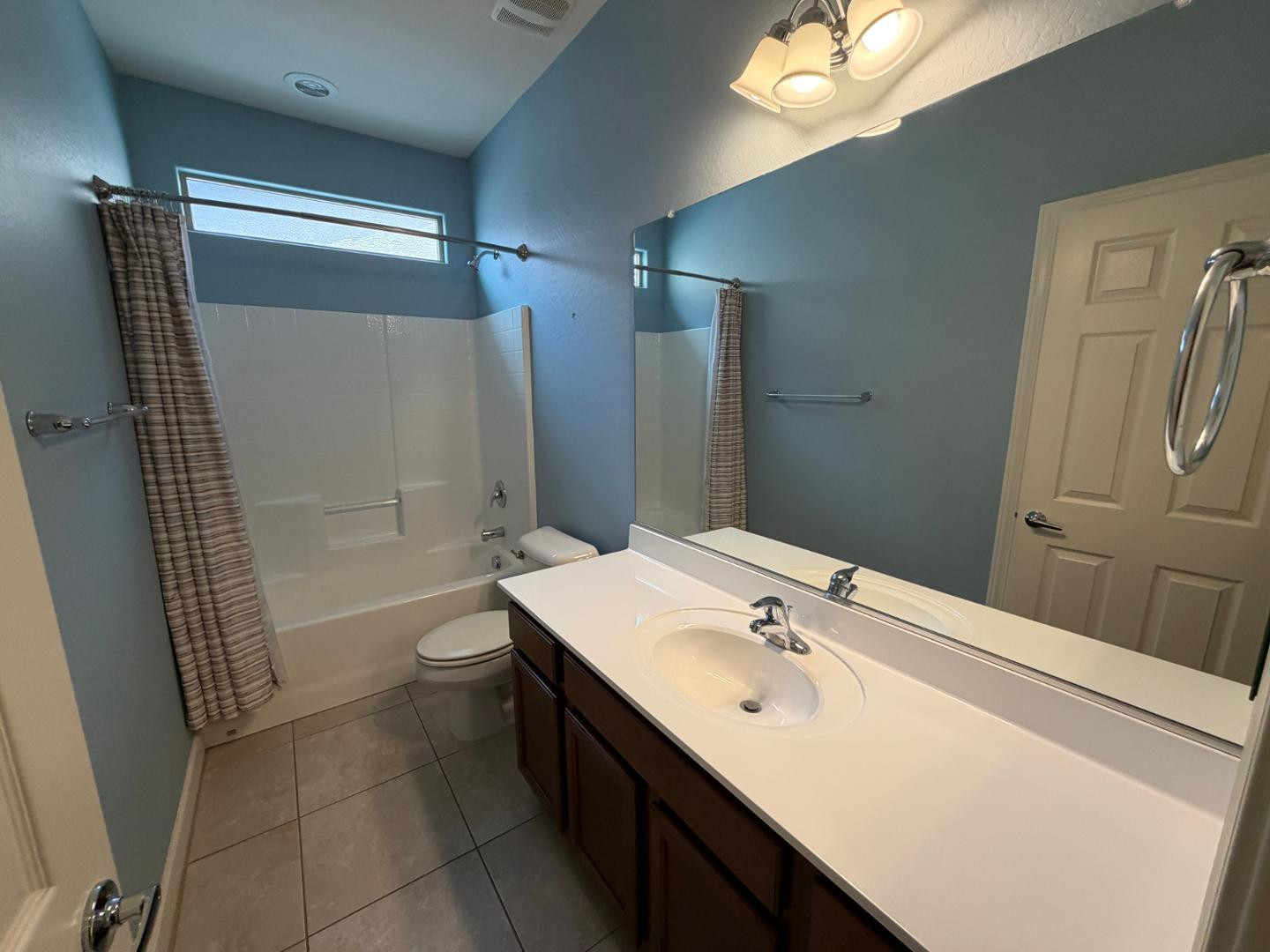 2428 West Beverly Rd. Phoenix, AZ 85041 - Photo 7 of 21 Photo #7