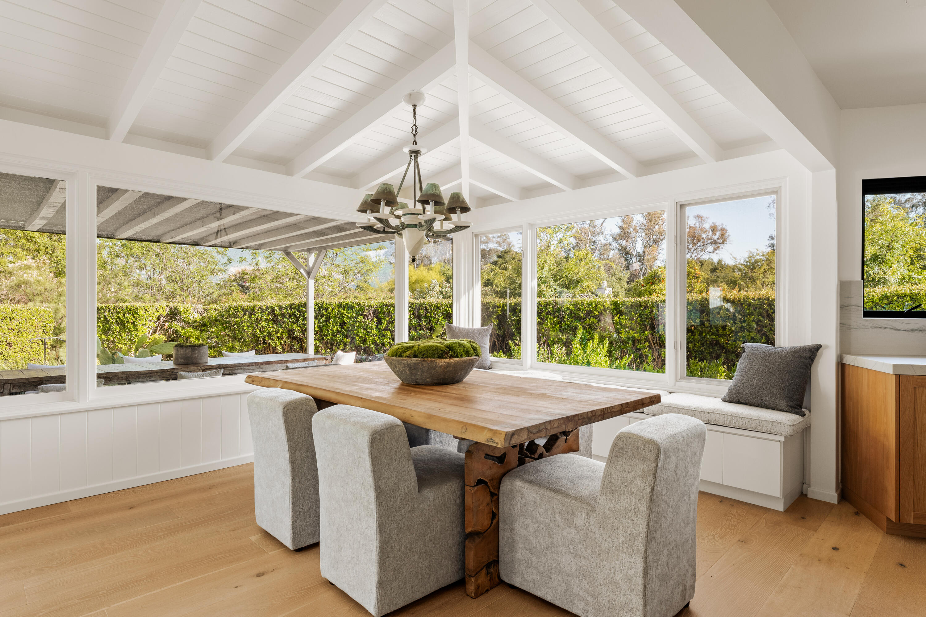 803 Country Club Road Ojai, CA 93023 - Photo 14 of 39 P1015746