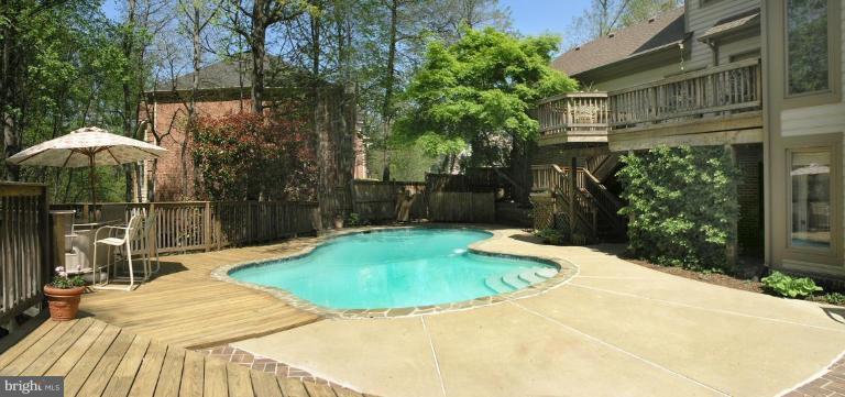 1300 Stamford Way Reston, VA 20194 - Photo 27 of 30