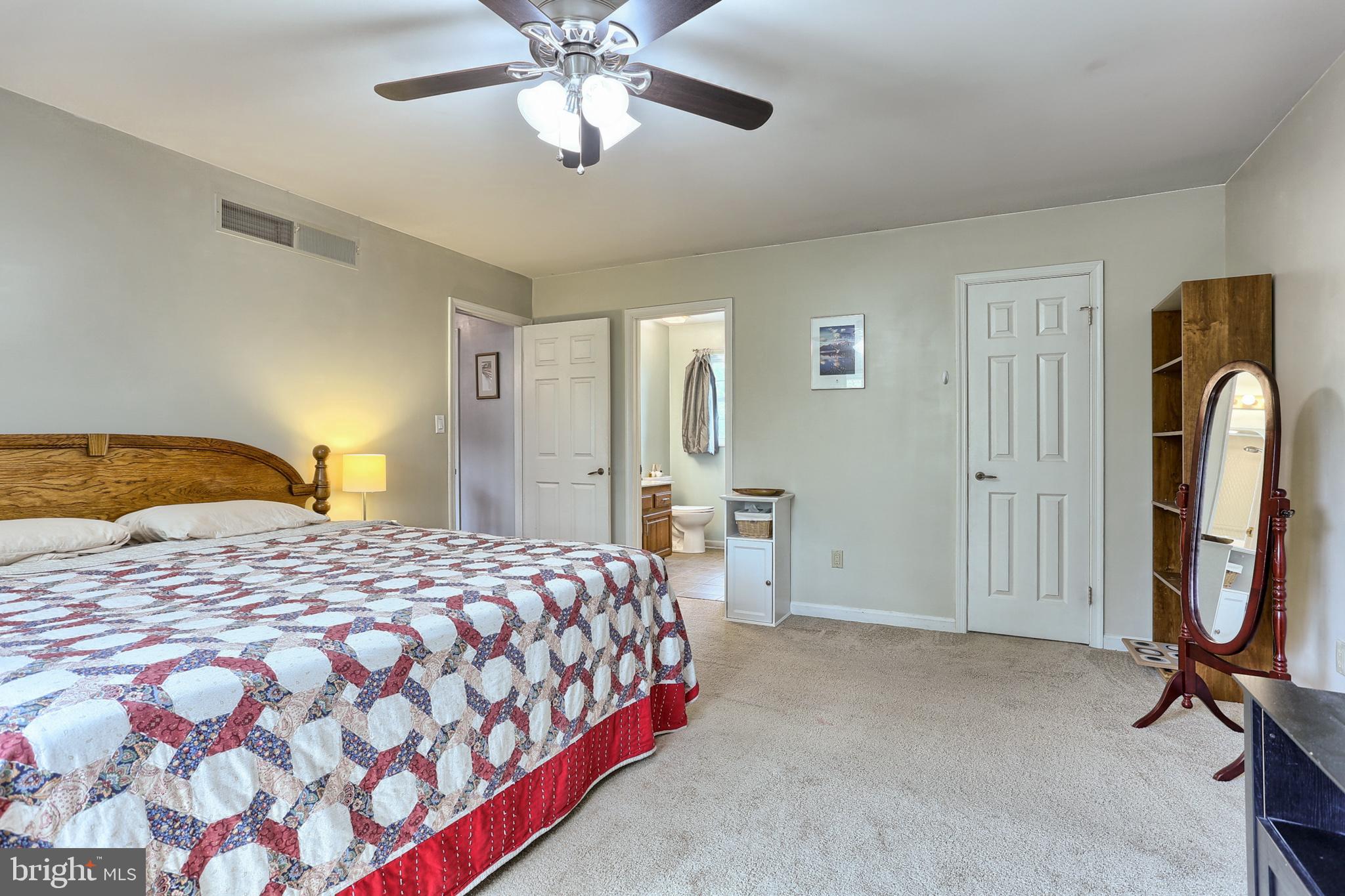 2739 Colonial Road Harrisburg, PA 17112 - Photo 17 of 34 Gallery Image 17