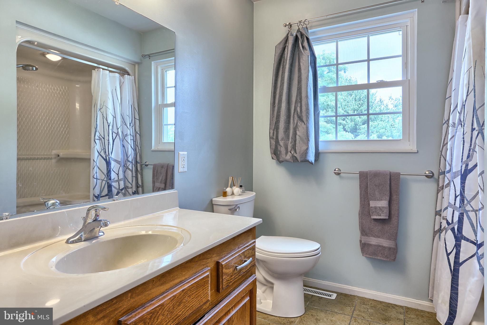 2739 Colonial Road Harrisburg, PA 17112 - Photo 19 of 34 Gallery Image 19