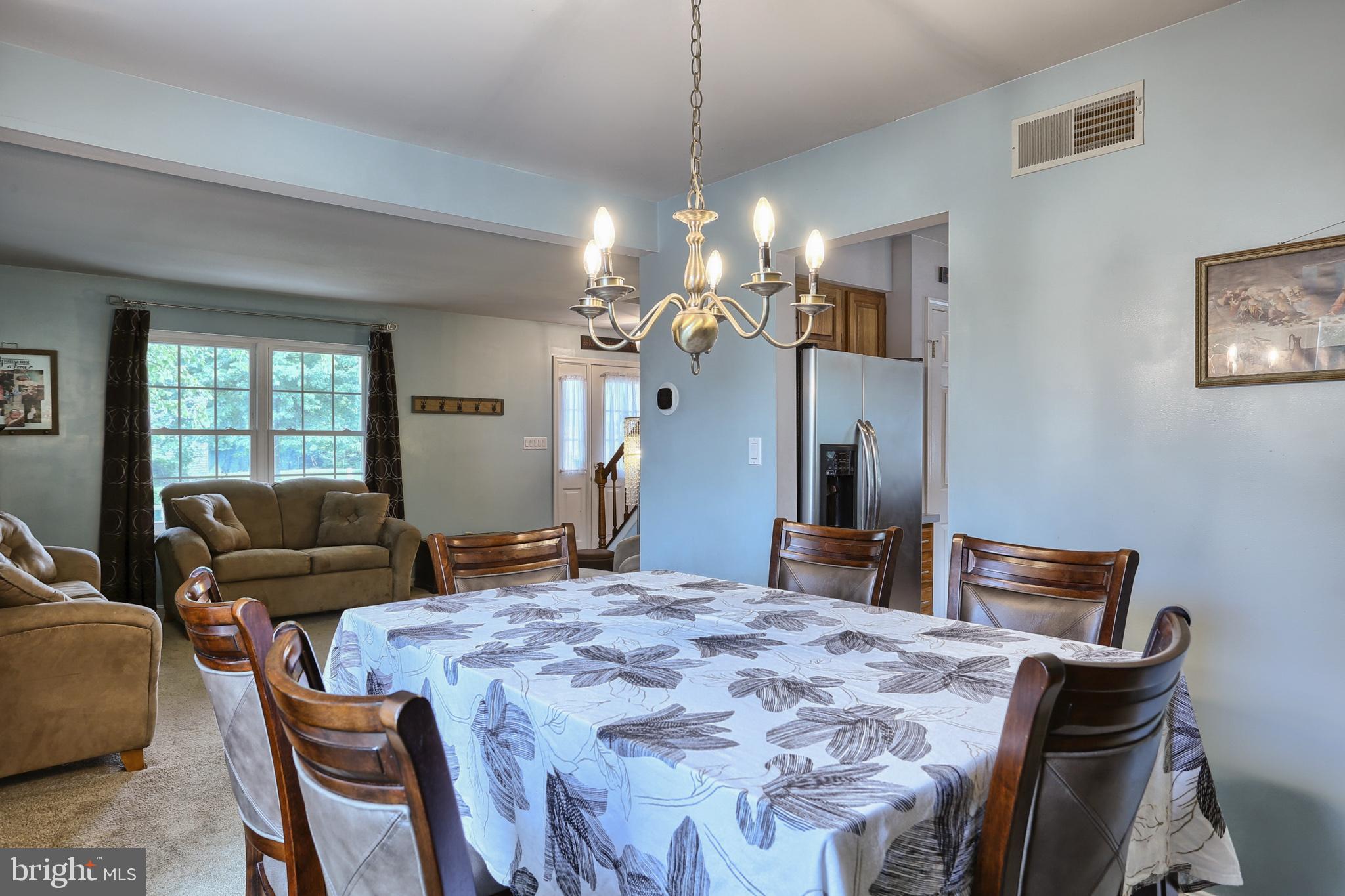 2739 Colonial Road Harrisburg, PA 17112 - Photo 8 of 34 Gallery Image 8