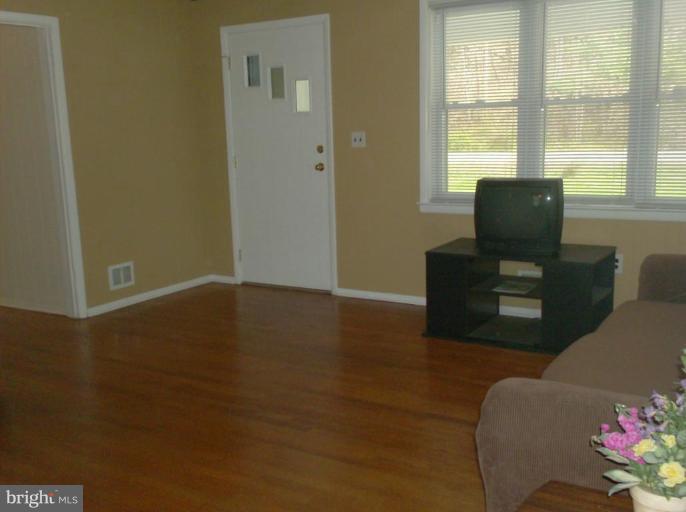 541 Trimble Road Joppa, MD 21085 - Photo 5 of 10 Family Room #2