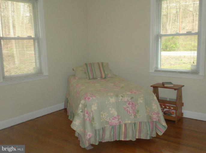 541 Trimble Road Joppa, MD 21085 - Photo 8 of 10 Bedroom #2