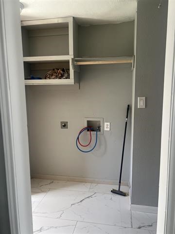 775 West Herring Street Sour Lake, TX 77659 - Photo 3 of 21