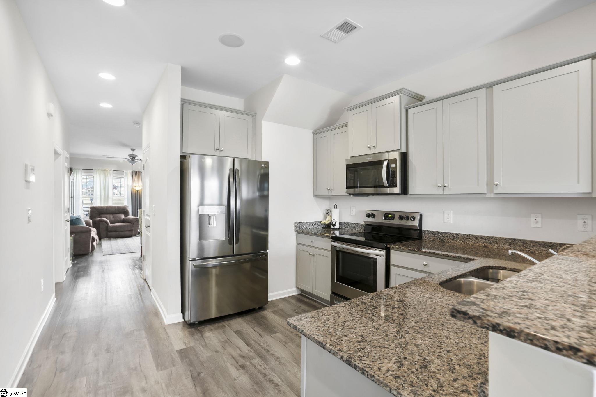 251 Samuel Street Pendleton, SC 29670 - Photo 8 of 39