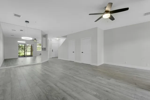 $3,150 | 108 Lighthouse Circle, Unit E, Tequesta, FL 33469