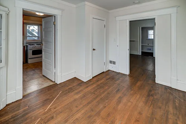 $419,900 | 927 Drake Street, Madison, WI 53715