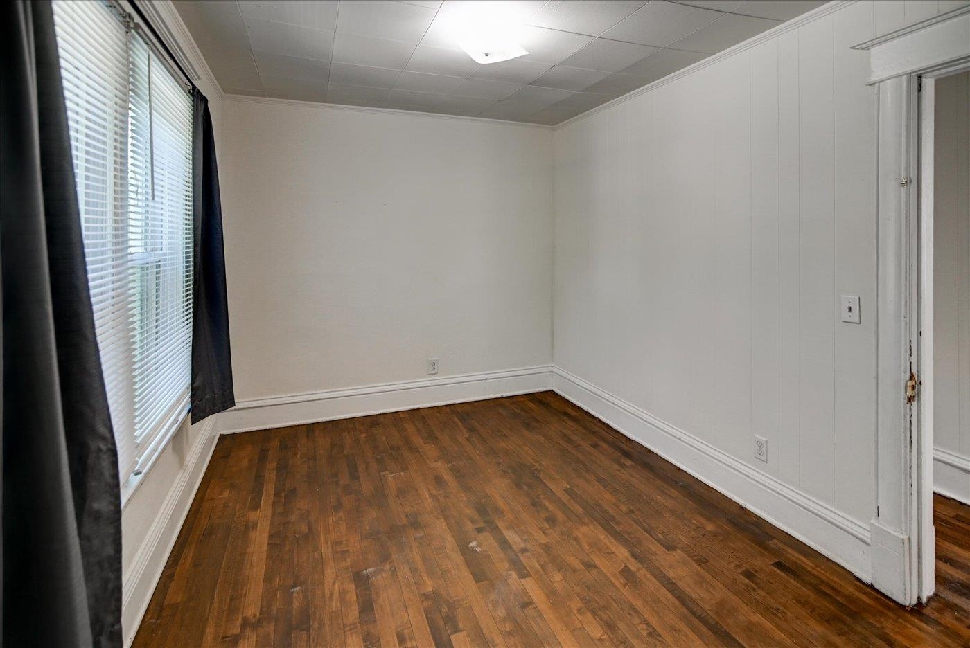 927 Drake Street Madison, WI 53715 - Photo 24 of 32