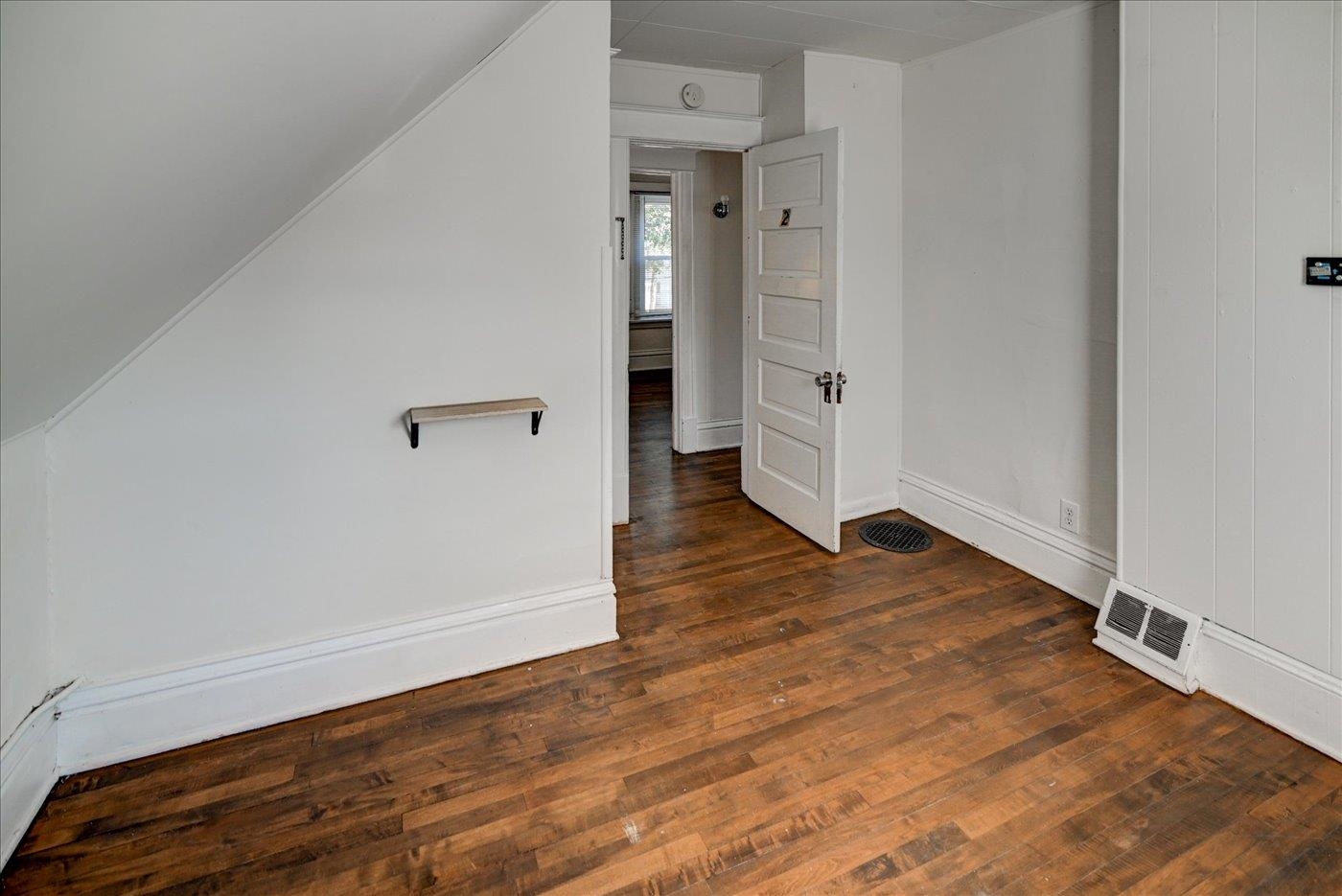 927 Drake Street Madison, WI 53715 - Photo 27 of 32