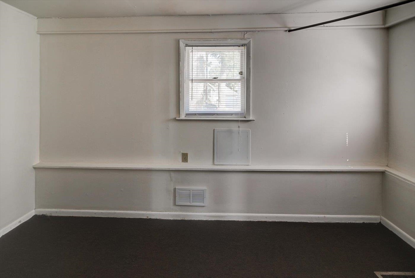 927 Drake Street Madison, WI 53715 - Photo 10 of 32