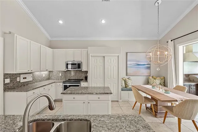 $10,000 | 12885 Brynwood Way, Naples, FL 34105