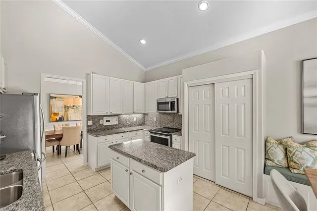 $10,000 | 12885 Brynwood Way, Naples, FL 34105