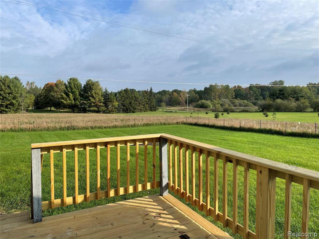 3323 Lum Road Lapeer, MI 48446 - Photo 3 of 35