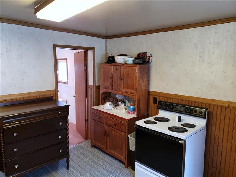 1785 Dixon Road Clymer, PA 15728 - Photo 6 of 14