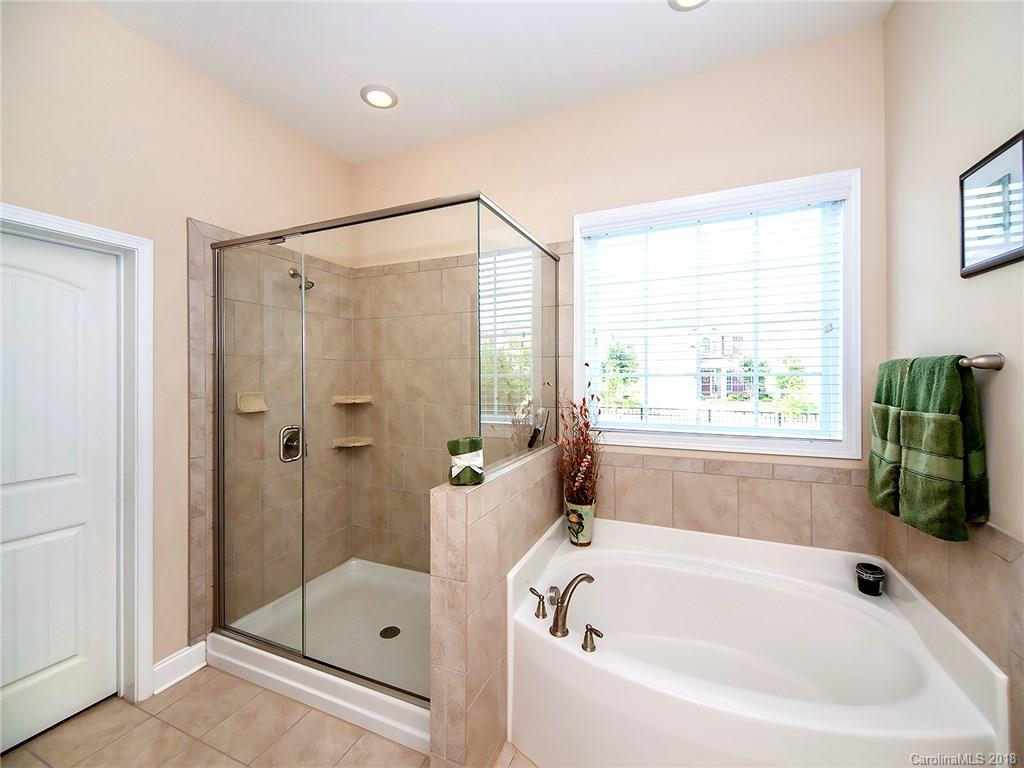7405 Hamilton Bridge Road, Unit 52 Charlotte, NC 28278 - Photo 14 of 29 Gallery Image 14
