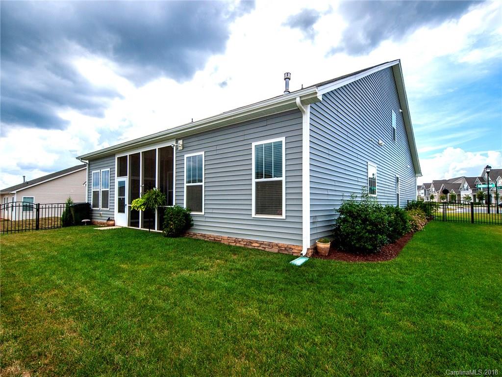 7405 Hamilton Bridge Road, Unit 52 Charlotte, NC 28278 - Photo 27 of 29 Gallery Image 27