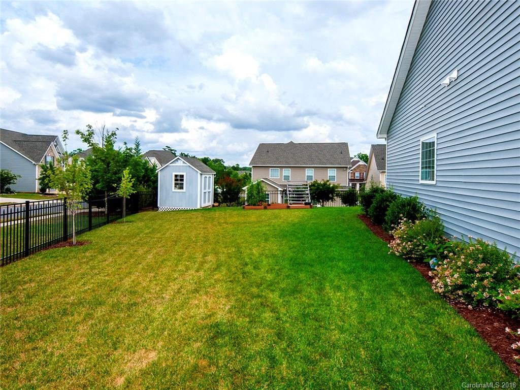 7405 Hamilton Bridge Road, Unit 52 Charlotte, NC 28278 - Photo 28 of 29 Gallery Image 28