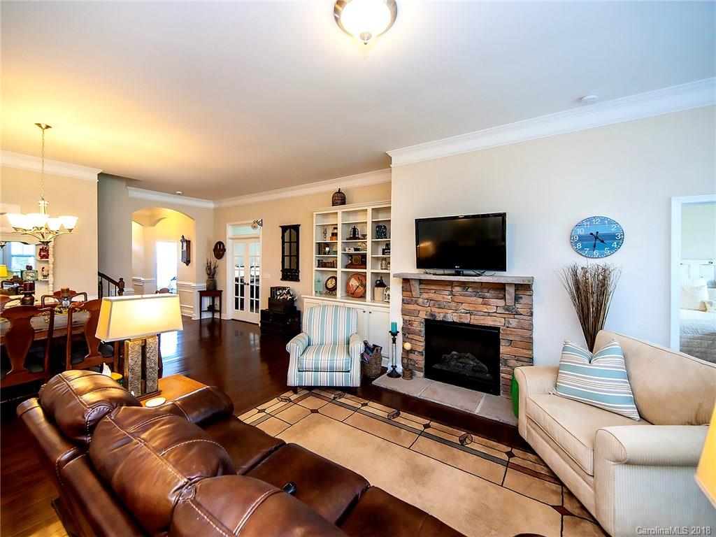 7405 Hamilton Bridge Road, Unit 52 Charlotte, NC 28278 - Photo 5 of 29 Gallery Image 5