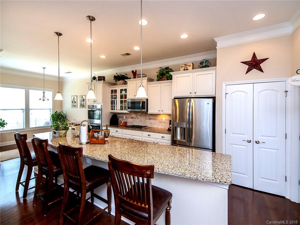 7405 Hamilton Bridge Road, Unit 52 Charlotte, NC 28278 - Photo 6 of 29 Gallery Image 6