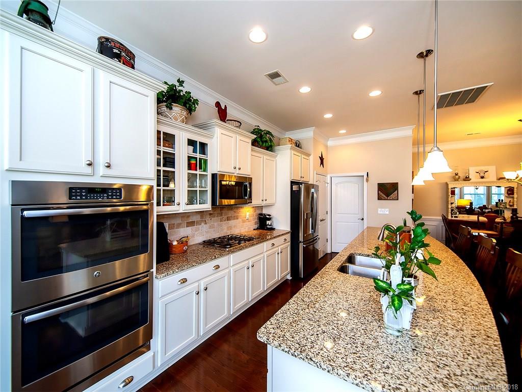 7405 Hamilton Bridge Road, Unit 52 Charlotte, NC 28278 - Photo 7 of 29 Gallery Image 7