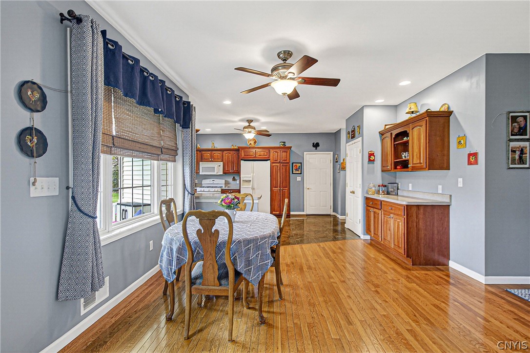 7338 Railroad Street Marcy, NY 13469 - Photo 20 of 41